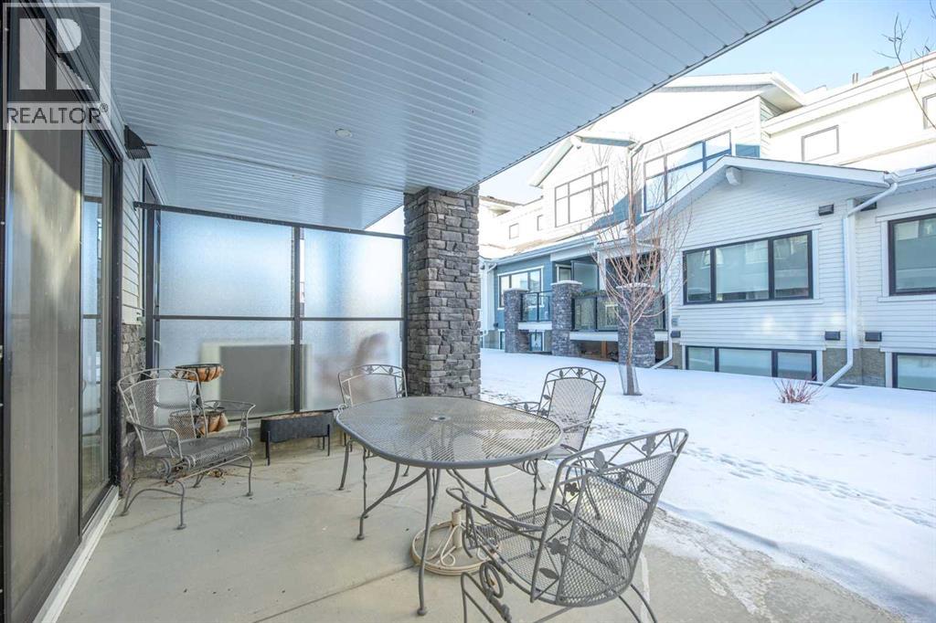 12572 Crestmont Boulevard Sw, Calgary, Alberta  T3B 6J5 - Photo 36 - A2277212