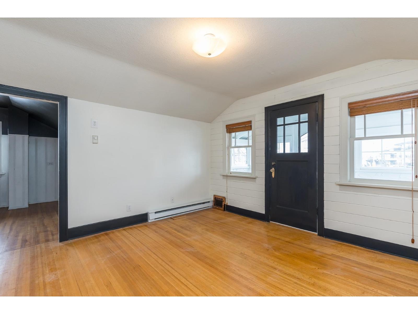 46085 First Avenue, Chilliwack Downtown, Chilliwack, British Columbia  V2P 1W2 - Photo 22 - R3032625