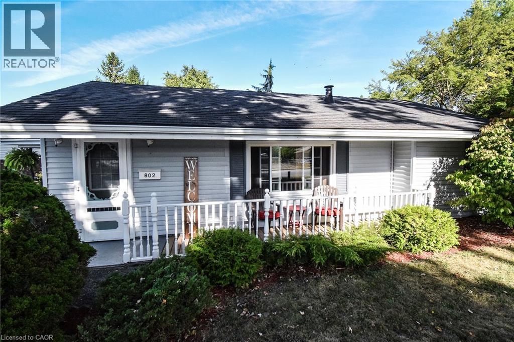 802 John Street, Dunnville, Ontario  N1A 2R6 - Photo 2 - 40771792