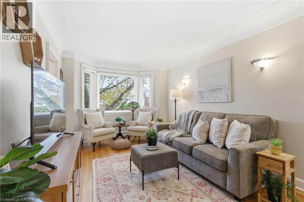 76 East 15th Street, Hamilton, Ontario  L9A 4E9 - Photo 10 - 40786565