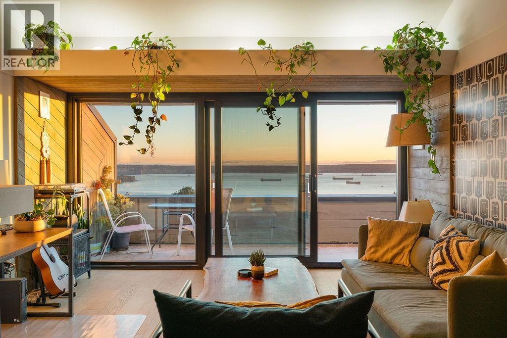 73 2212 FOLKESTONE WAY, West Vancouver, British Columbia