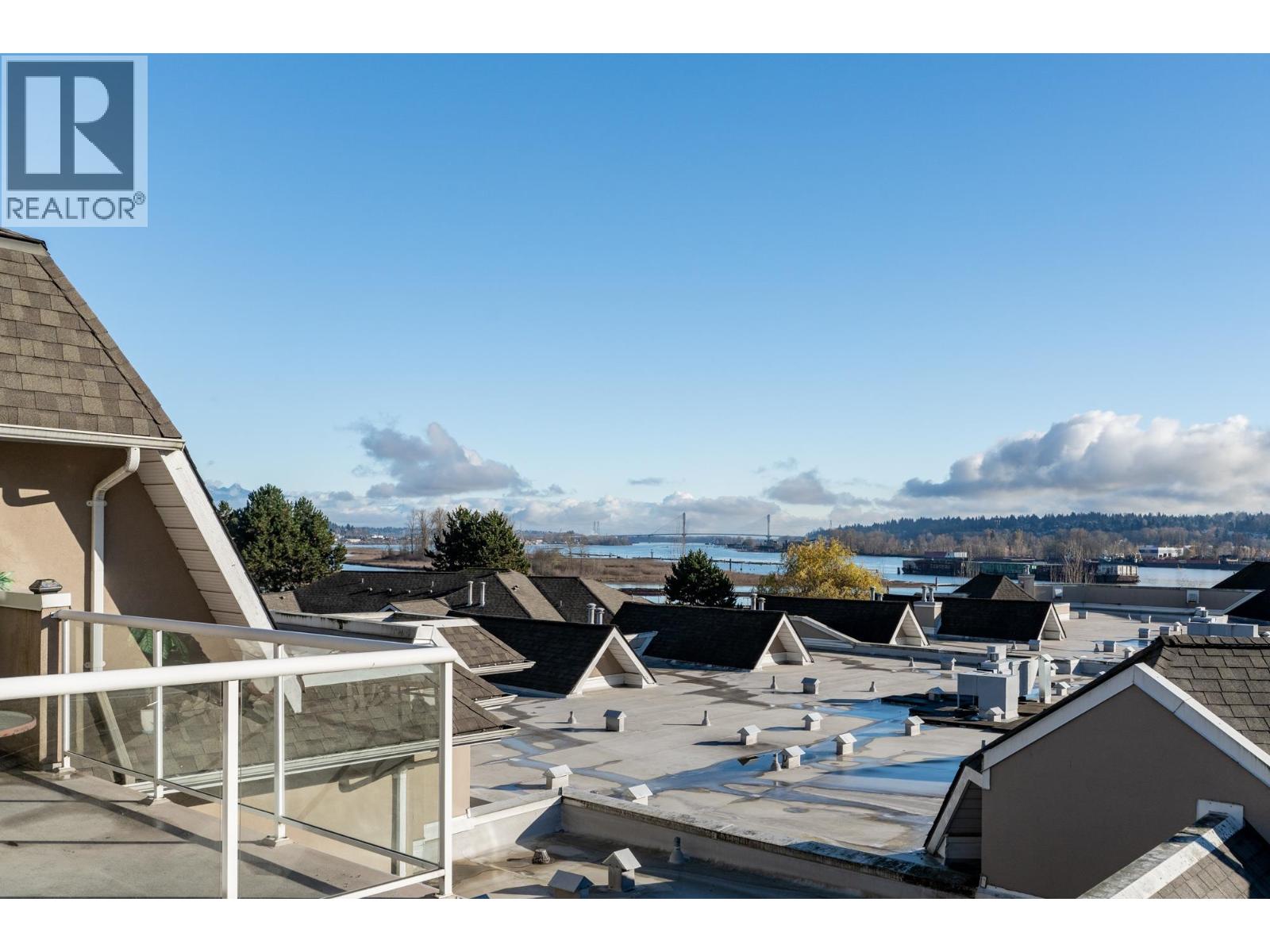 401 25 RICHMOND STREET, New Westminster, British Columbia