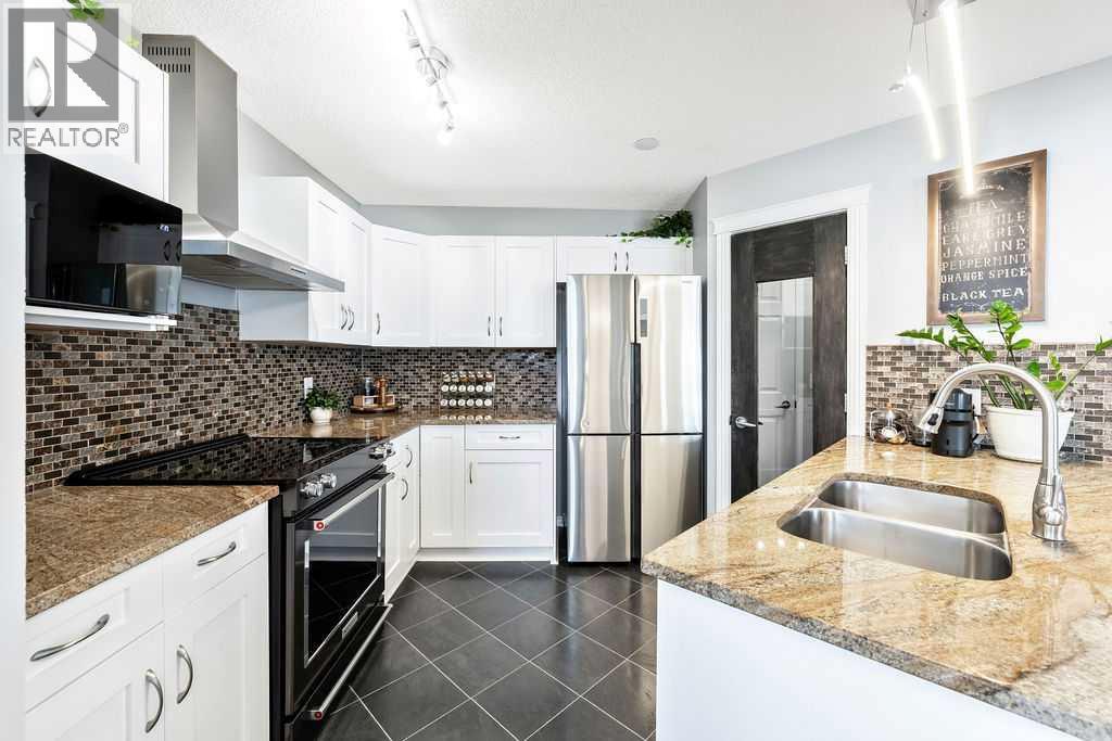 361 Cimarron Boulevard, Okotoks, Alberta  T1S 2L8 - Photo 10 - A2279878