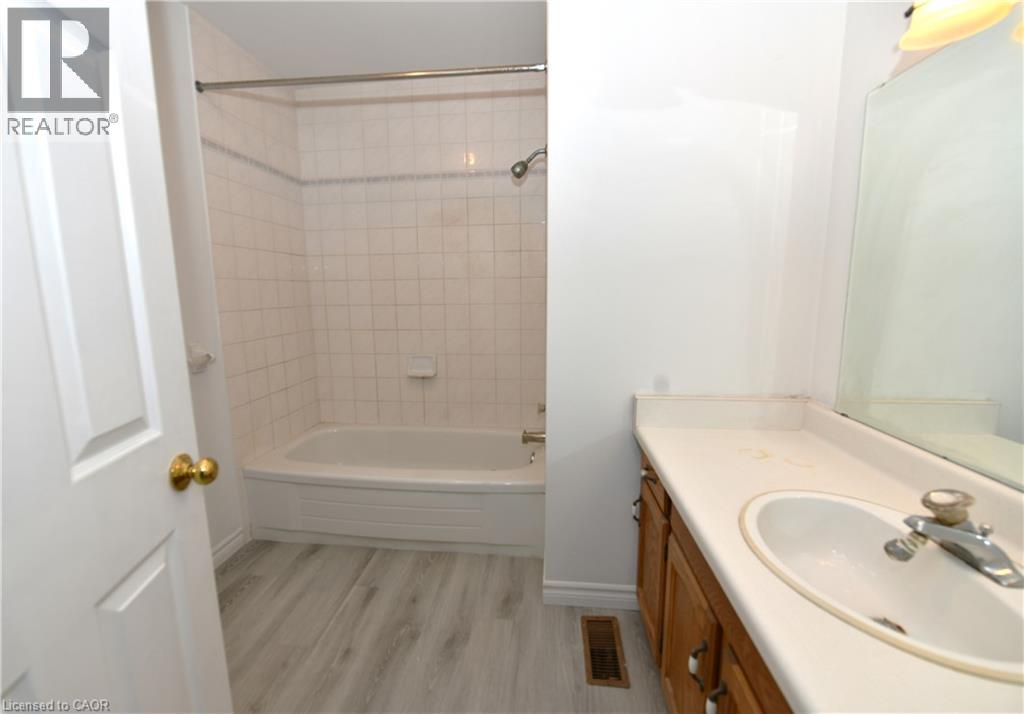 115 Miller Crescent, Palmerston, Ontario  N0G 2P0 - Photo 7 - 40795916