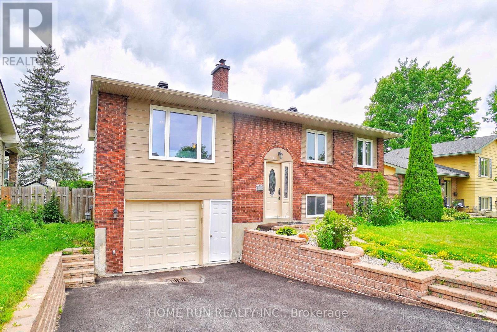 1104 PLANTE DRIVE, Ottawa, Ontario