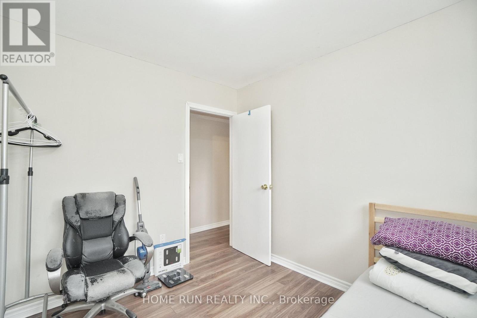 1104 Plante Drive, Ottawa, Ontario  K1V 9E7 - Photo 24 - X12728328