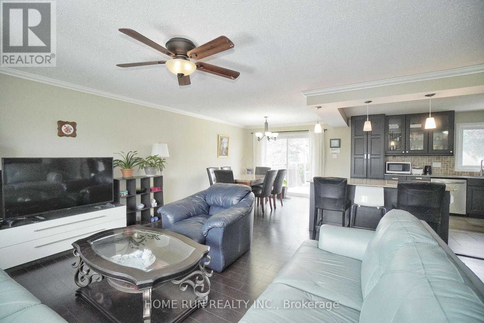 1104 Plante Drive, Ottawa, Ontario  K1V 9E7 - Photo 8 - X12728328