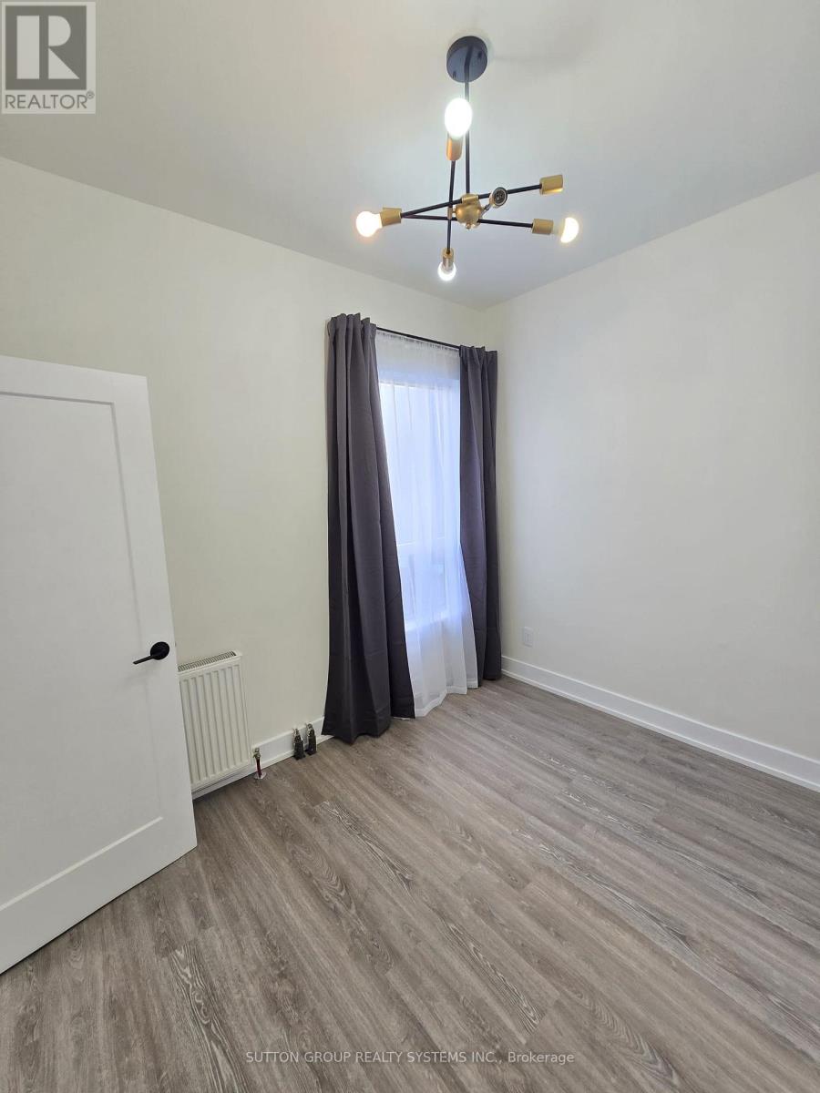 2 - 2886 Lake Shore Boulevard W, Toronto, Ontario  M8V 1J1 - Photo 17 - W12728350