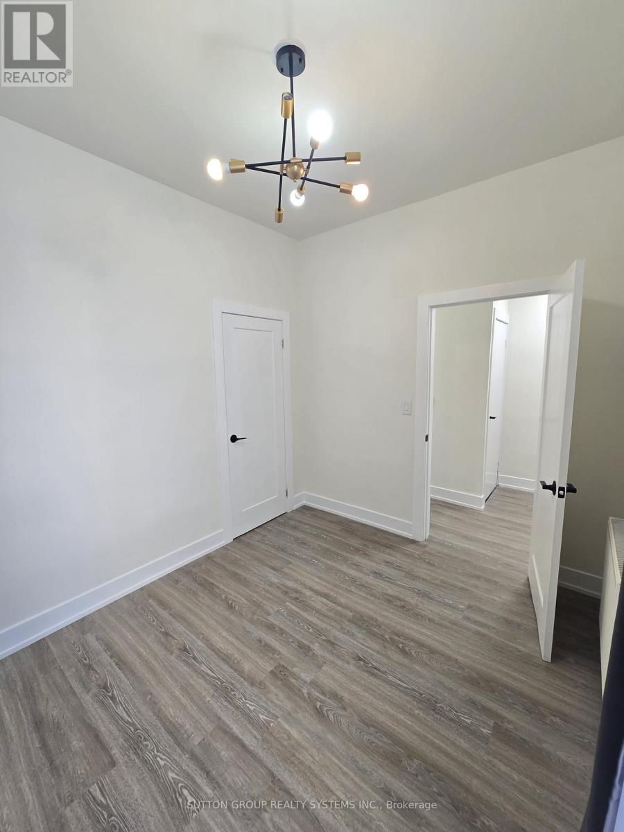 2 - 2886 Lake Shore Boulevard W, Toronto, Ontario  M8V 1J1 - Photo 19 - W12728350