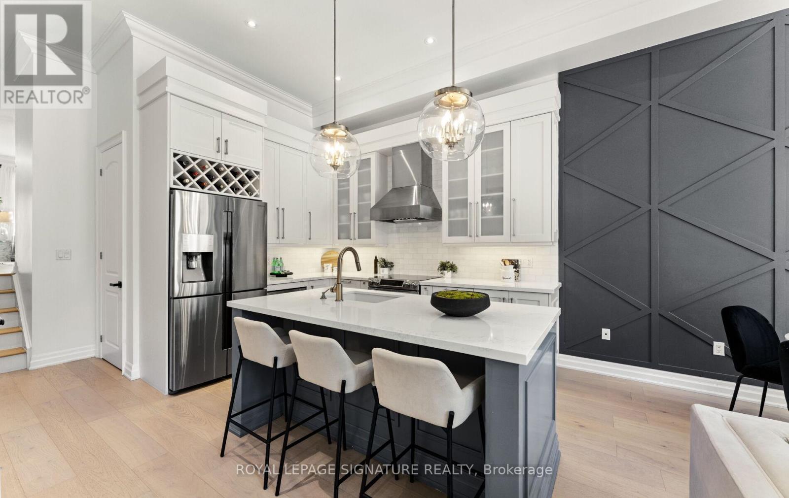 62 Burlingame Road, Toronto, Ontario  M8W 1Y8 - Photo 17 - W12728354