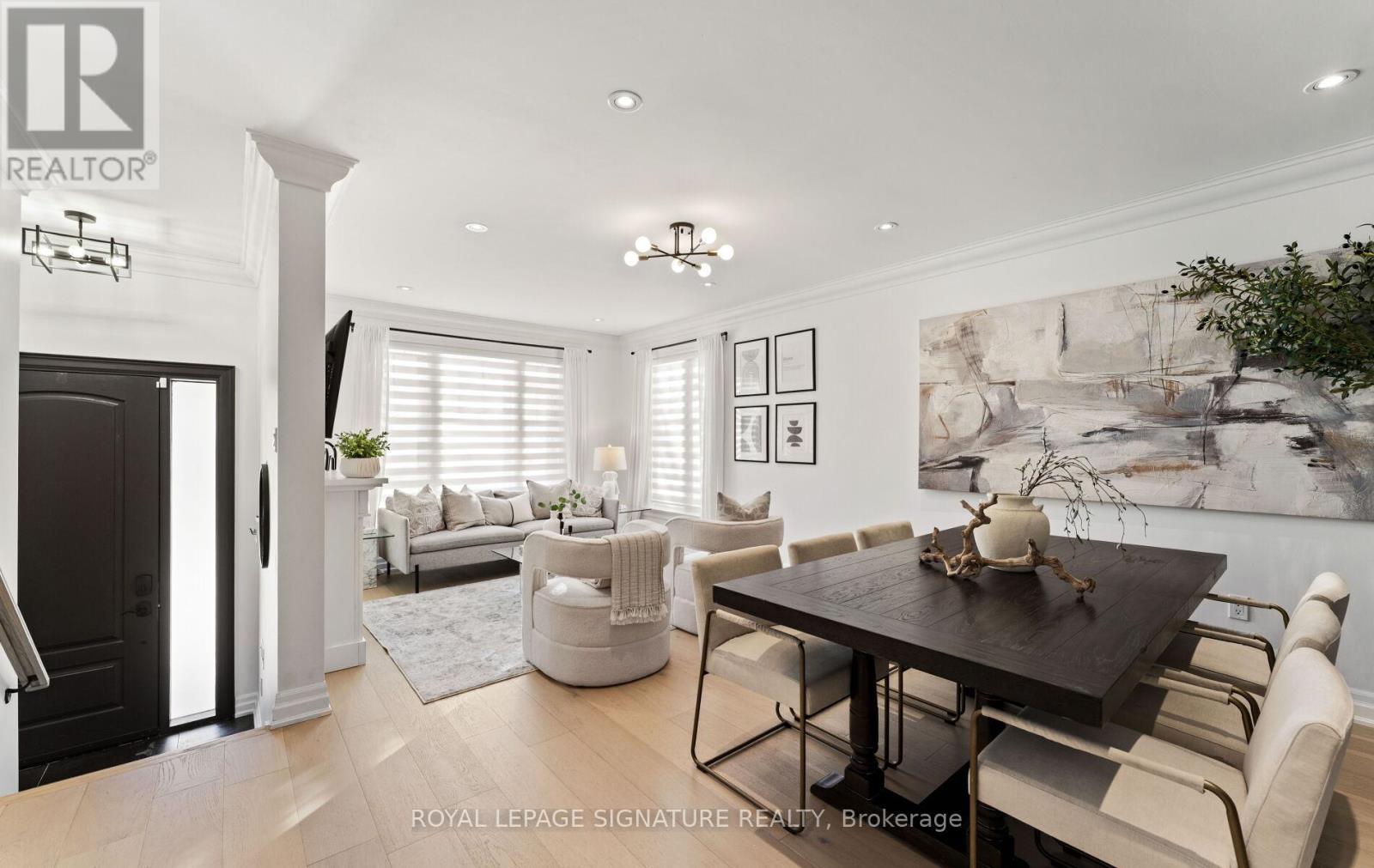 62 Burlingame Road, Toronto, Ontario  M8W 1Y8 - Photo 3 - W12728354