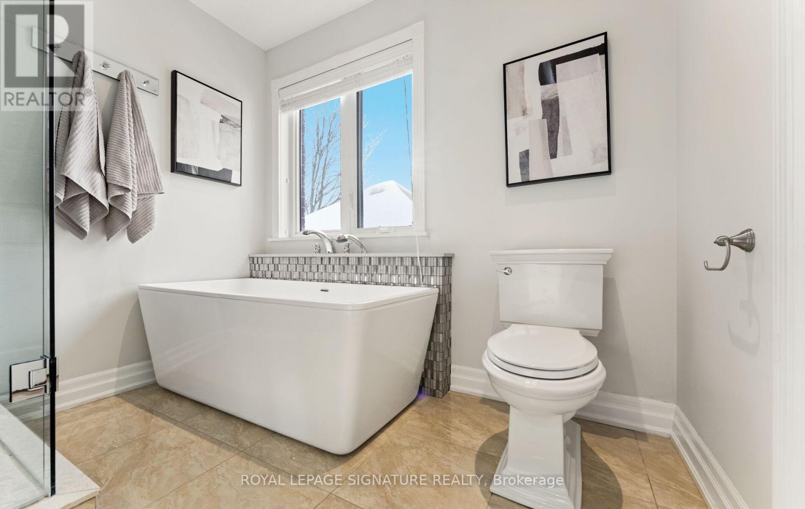 62 Burlingame Road, Toronto, Ontario  M8W 1Y8 - Photo 32 - W12728354