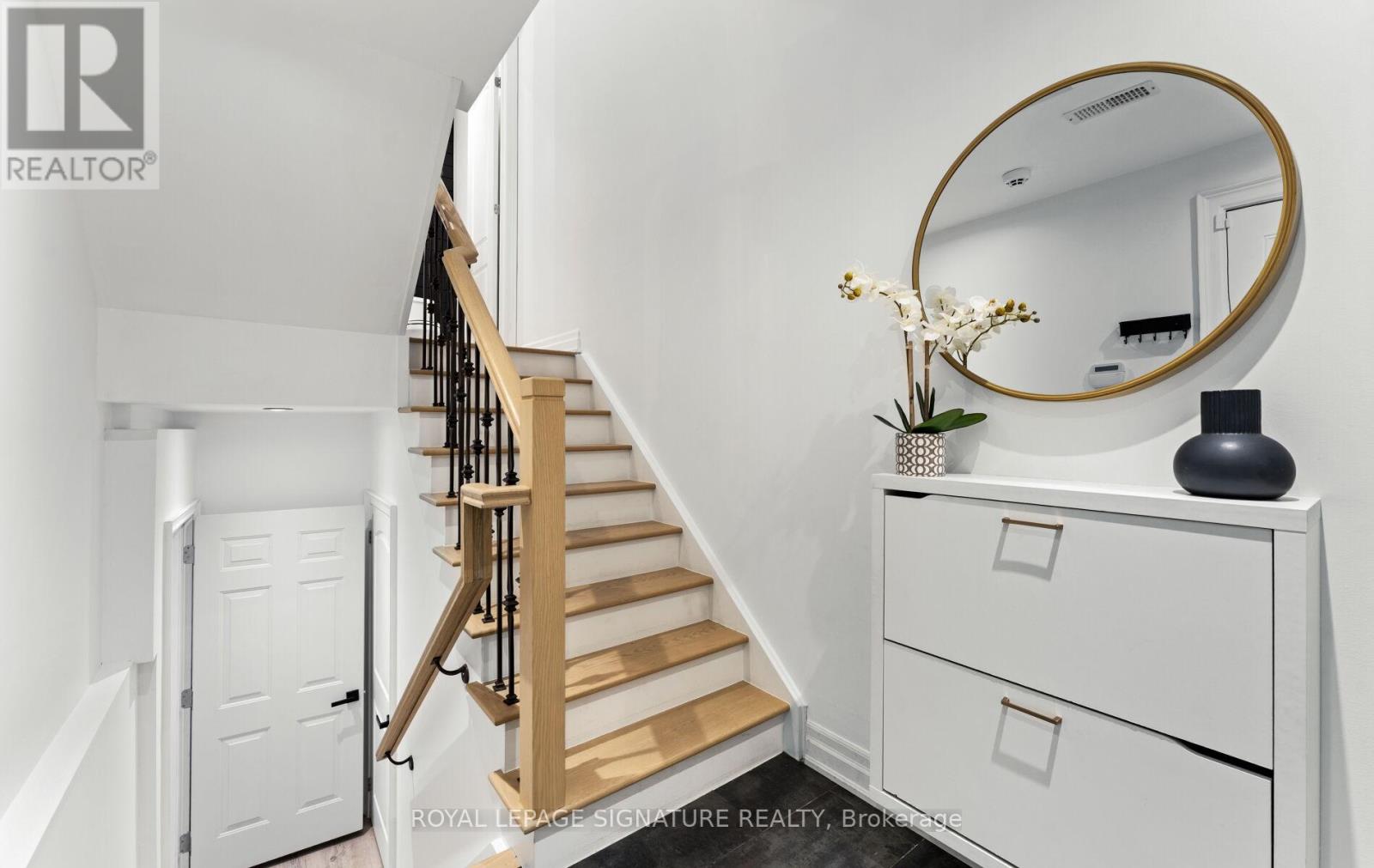 62 Burlingame Road, Toronto, Ontario  M8W 1Y8 - Photo 40 - W12728354