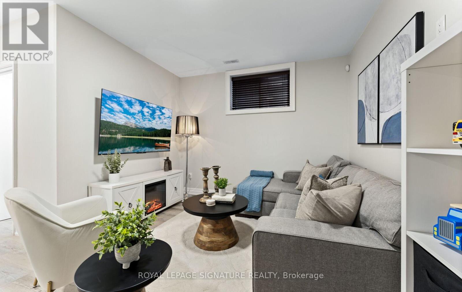 62 Burlingame Road, Toronto, Ontario  M8W 1Y8 - Photo 44 - W12728354