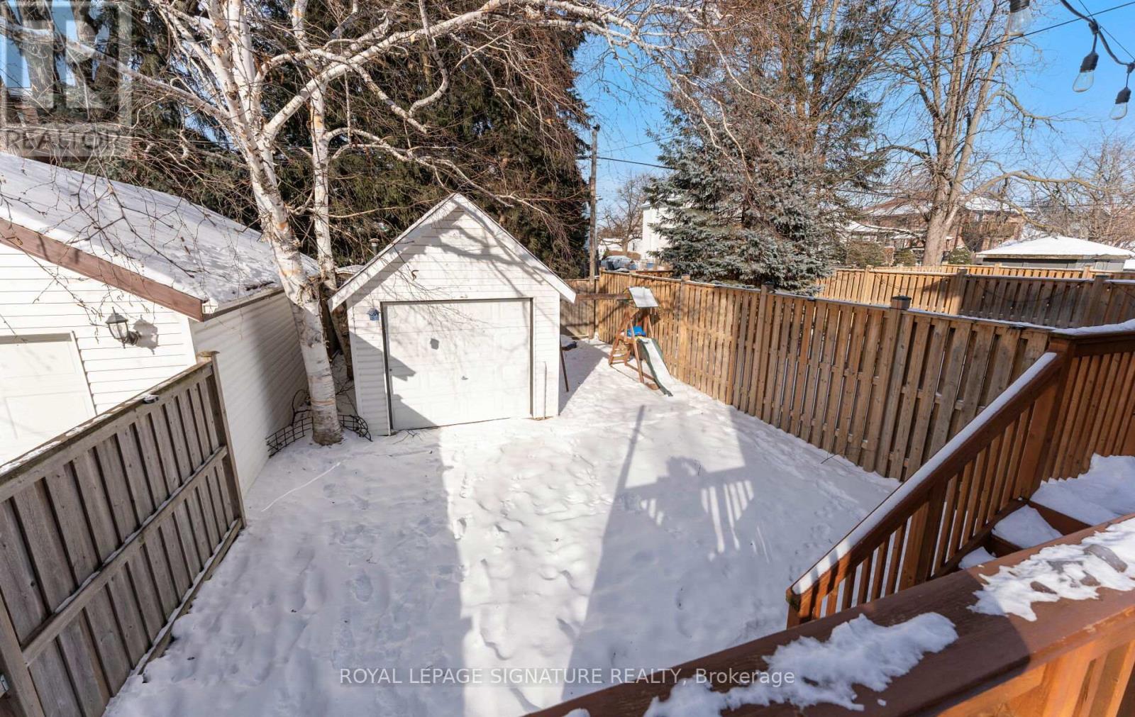 62 Burlingame Road, Toronto, Ontario  M8W 1Y8 - Photo 49 - W12728354