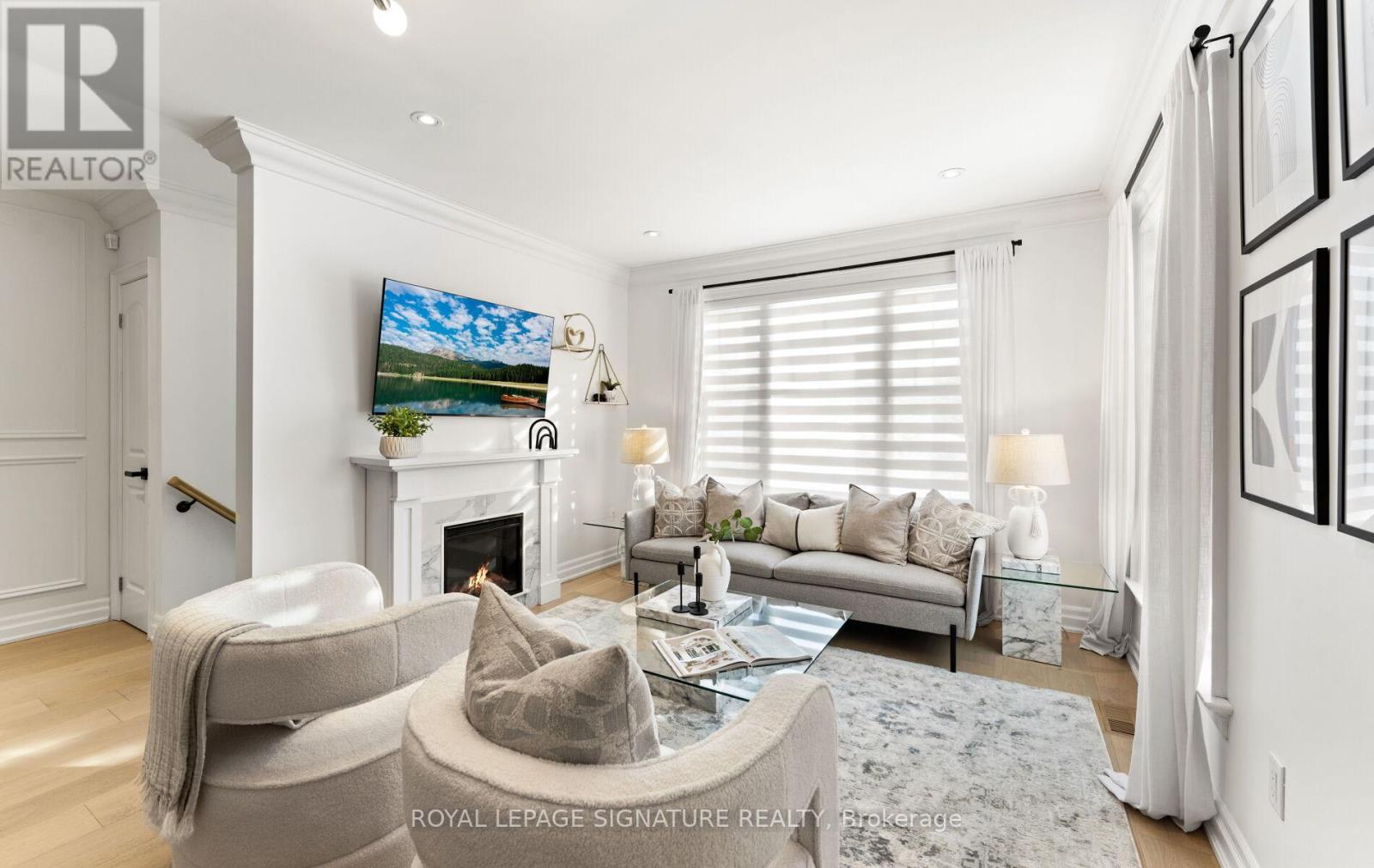 62 Burlingame Road, Toronto, Ontario  M8W 1Y8 - Photo 6 - W12728354