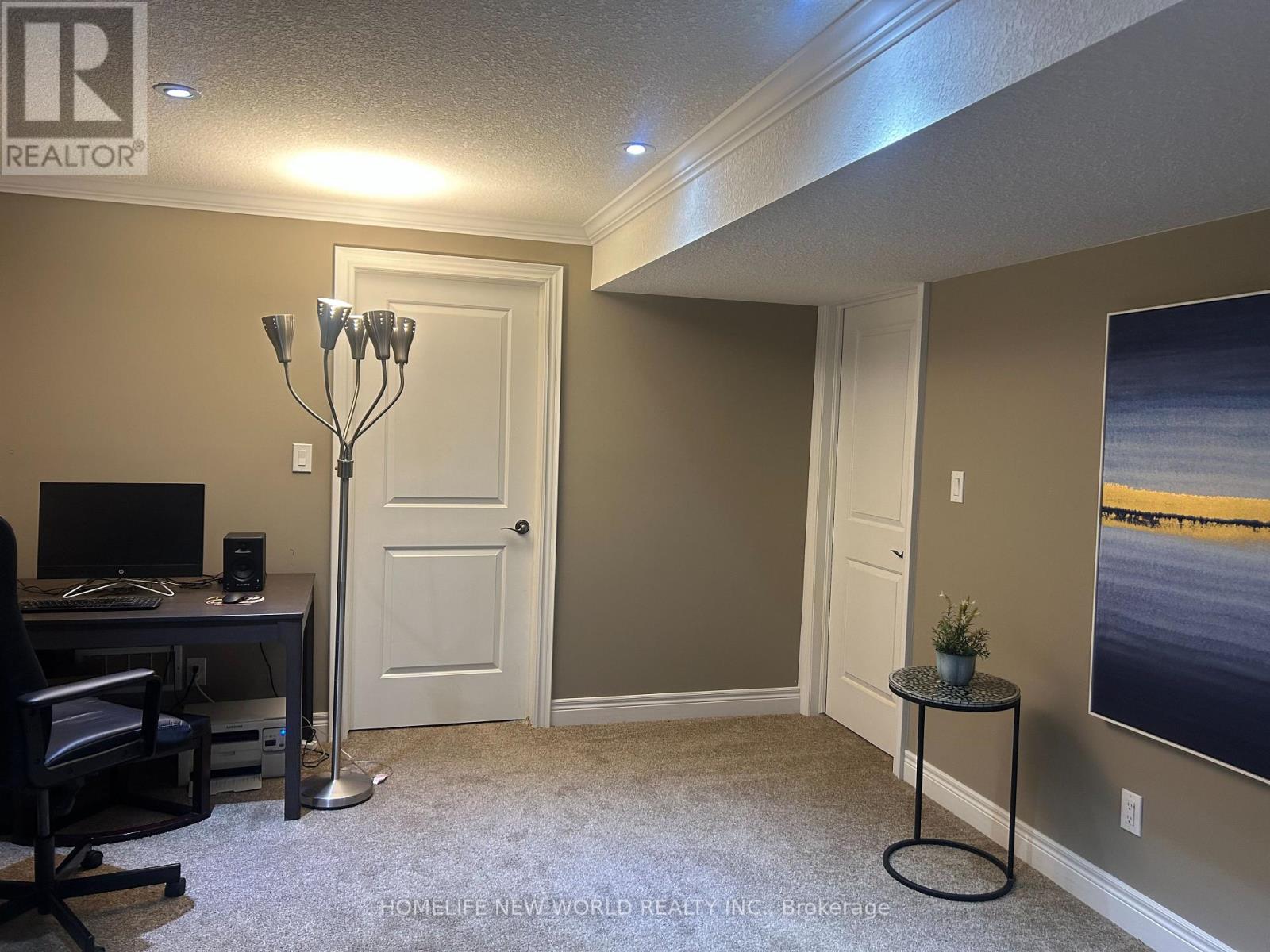 Unknown Address, ,    - Photo 35 - X12728356