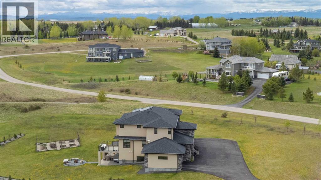 4 Villosa Ridge Point, Rural Rocky View County, Alberta  T3Z 1H3 - Photo 3 - A2227857