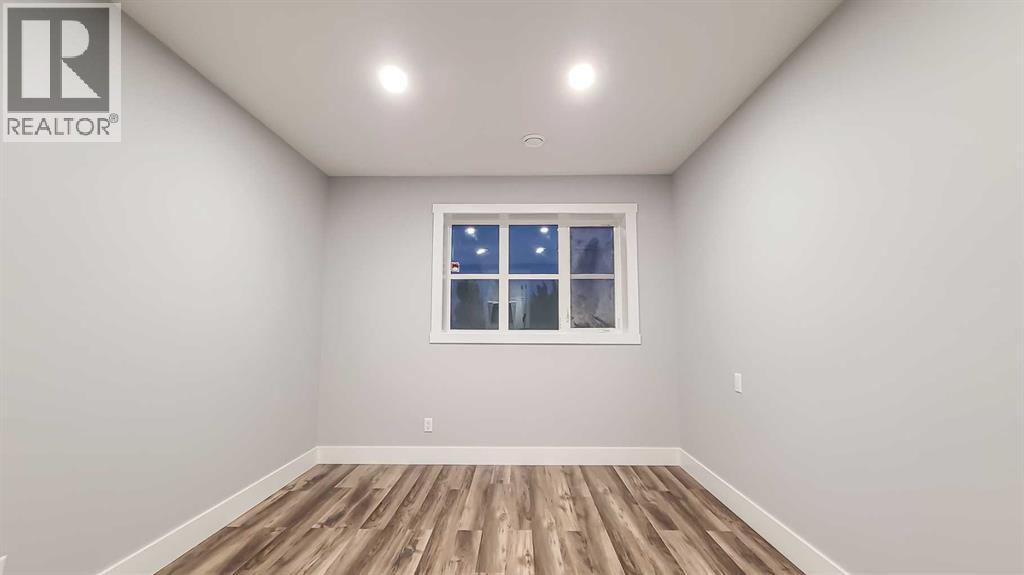 4 Villosa Ridge Point, Rural Rocky View County, Alberta  T3Z 1H3 - Photo 47 - A2227857