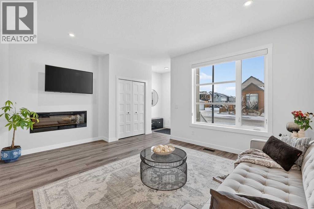 20525 Main Street Se, Calgary, Alberta  T3M 3E9 - Photo 3 - A2276362