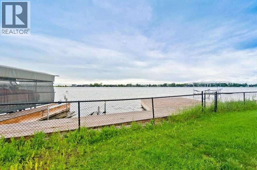 492 West Chestermere Drive, Chestermere, Alberta  T1X 1B3 - Photo 11 - A2274146