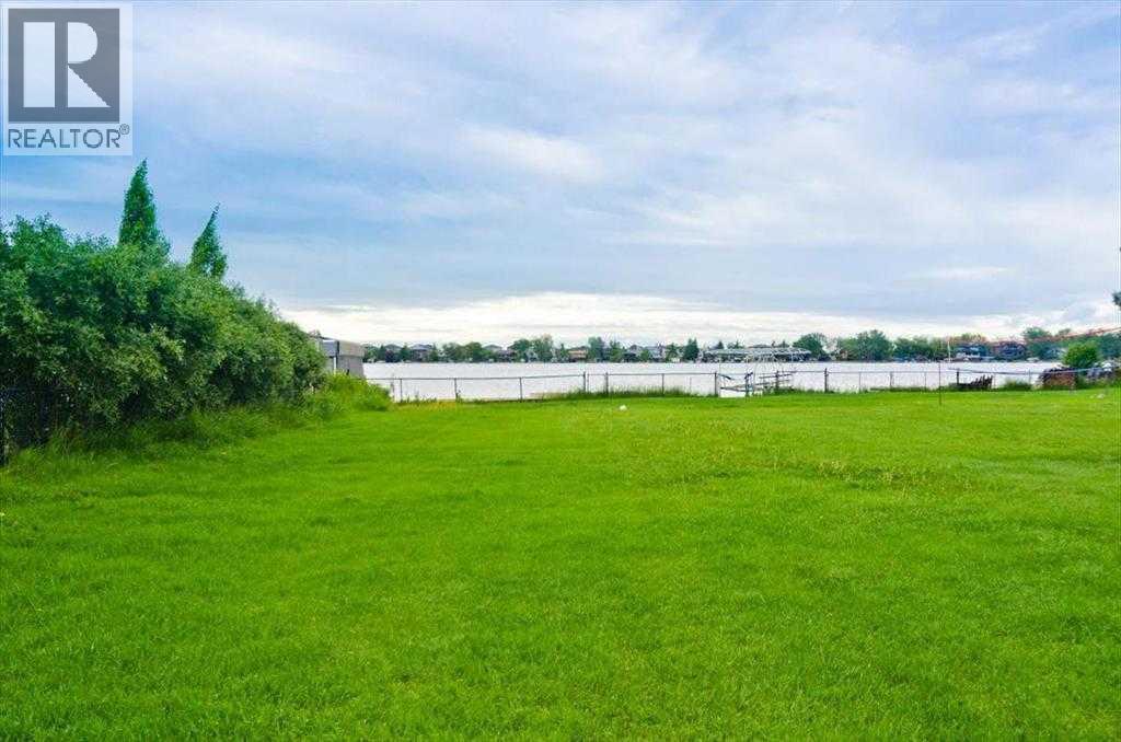 492 West Chestermere Drive, Chestermere, Alberta  T1X 1B3 - Photo 12 - A2274146