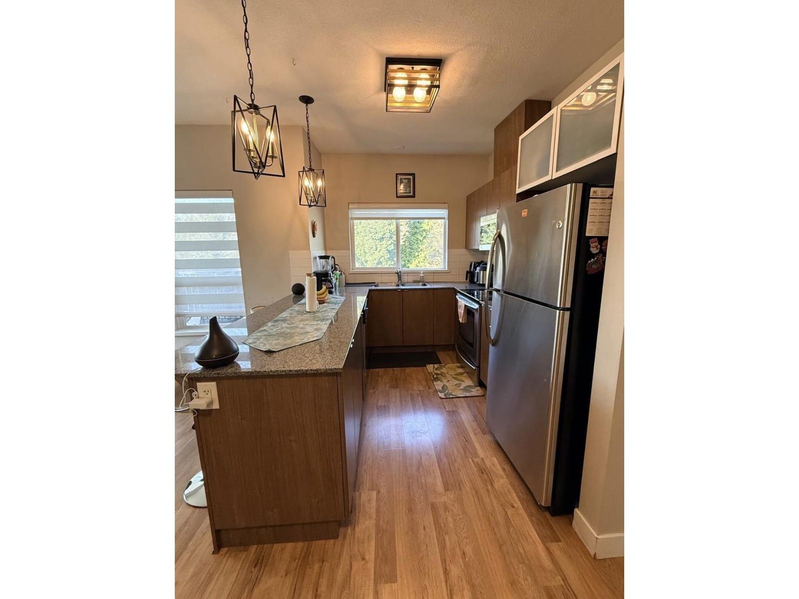 419 9655 King George Boulevard, Surrey, British Columbia  V3T 0C7 - Photo 4 - R3082037