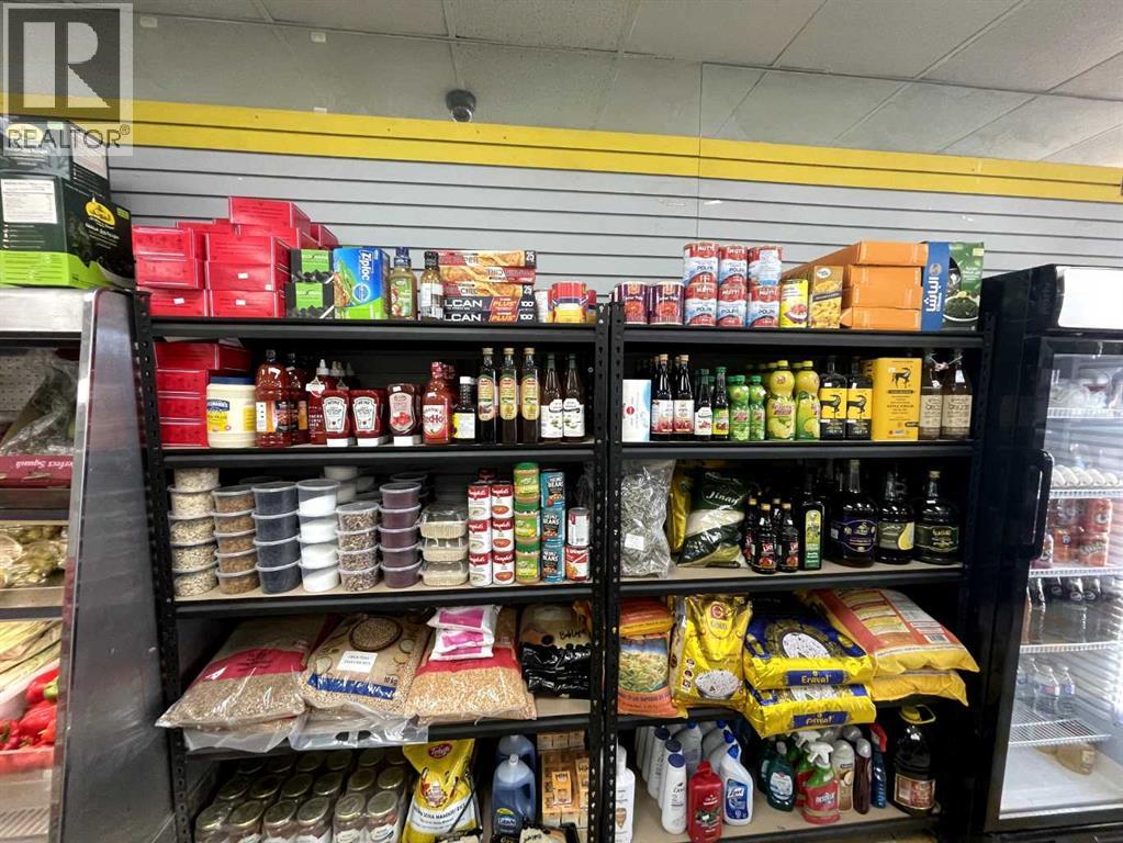 10066 156 St Nw, Edmonton, Alberta  T5P 2P8 - Photo 12 - A2279899