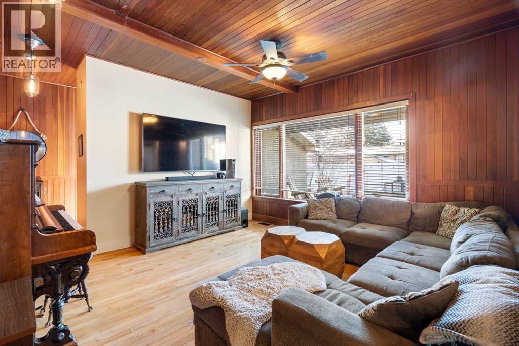 10507 Bradbury Drive Sw, Calgary, Alberta  T2W 1A7 - Photo 12 - A2280981