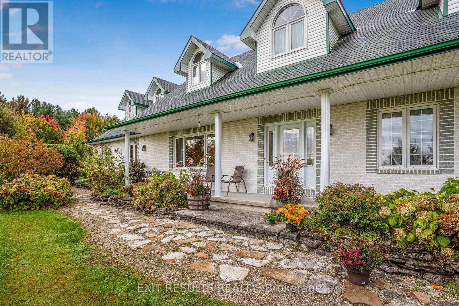 638 St Thomas Road W, Russell, Ontario  K0A 1W0 - Photo 7 - X12701706