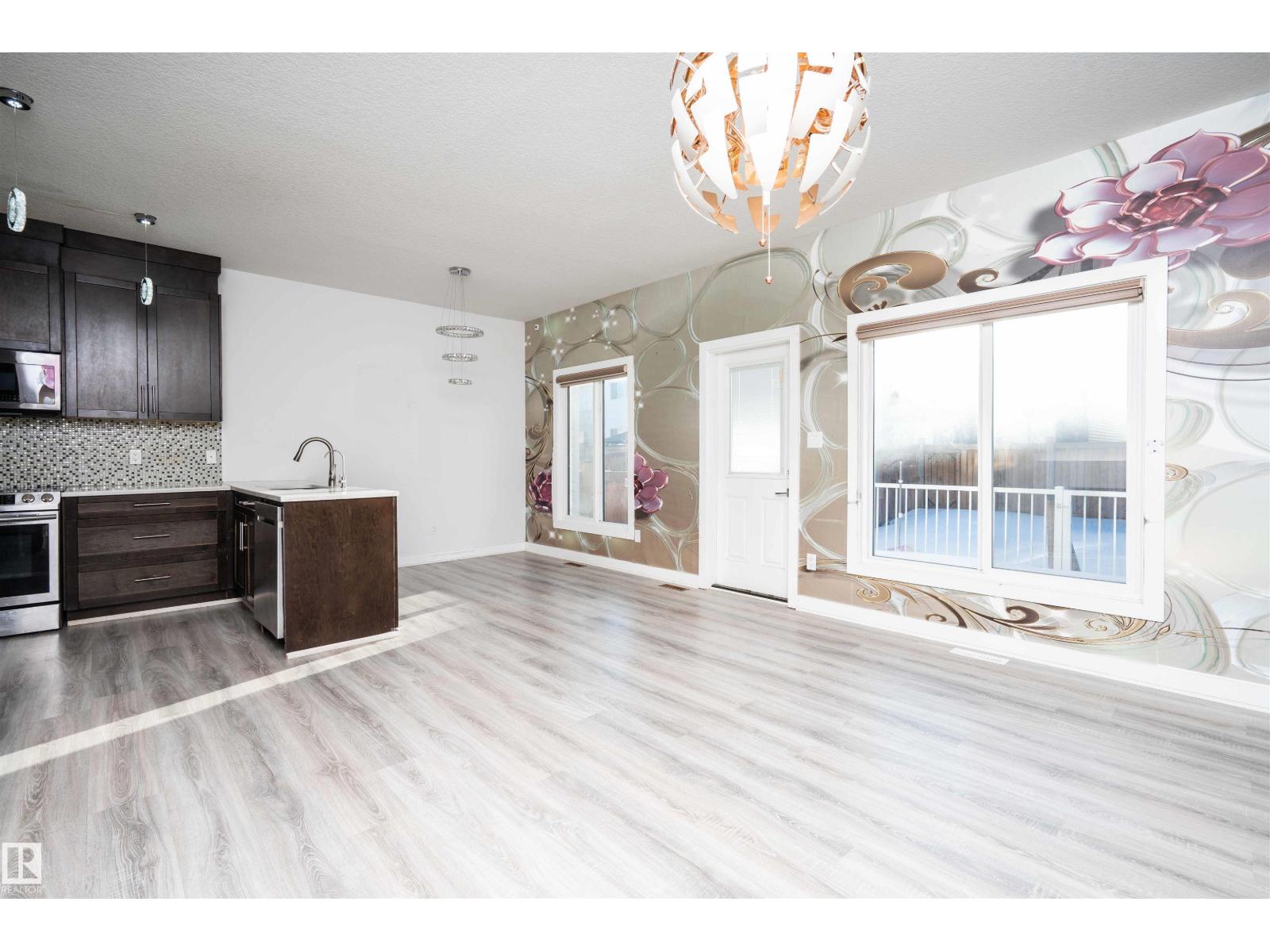 2021 15 Av Nw, Edmonton, Alberta  T6T 1B2 - Photo 14 - E4471062