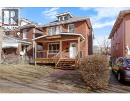 836 Pillette, Windsor, Ontario