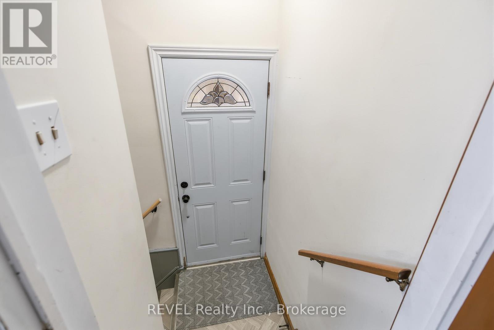 8257 Post Road, Niagara Falls, Ontario  L2H 2E5 - Photo 32 - X12728384