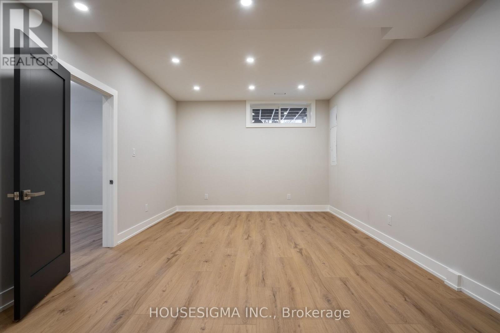 Lower - 15 Mission Drive, Toronto, Ontario  M3A 2P1 - Photo 10 - C12728386