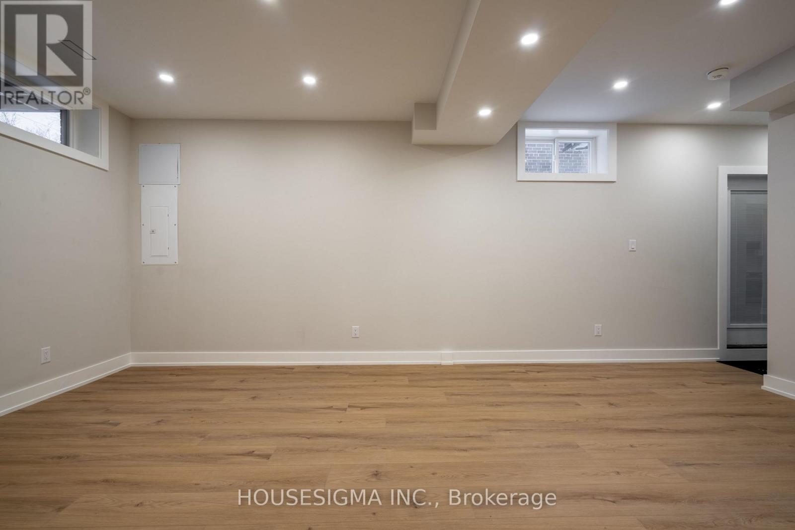 Lower - 15 Mission Drive, Toronto, Ontario  M3A 2P1 - Photo 12 - C12728386