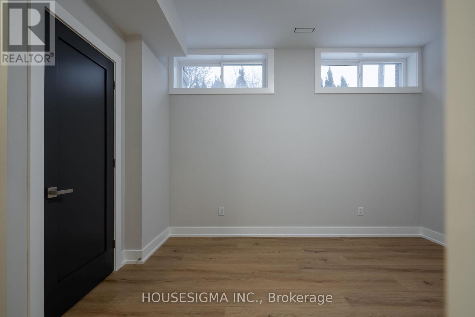 Lower - 15 Mission Drive, Toronto, Ontario  M3A 2P1 - Photo 15 - C12728386