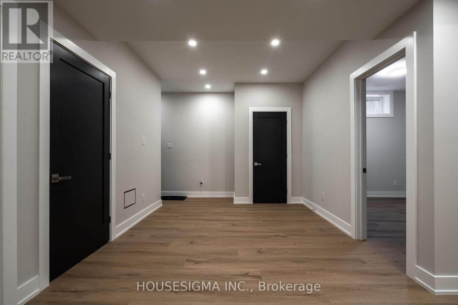 Lower - 15 Mission Drive, Toronto, Ontario  M3A 2P1 - Photo 6 - C12728386