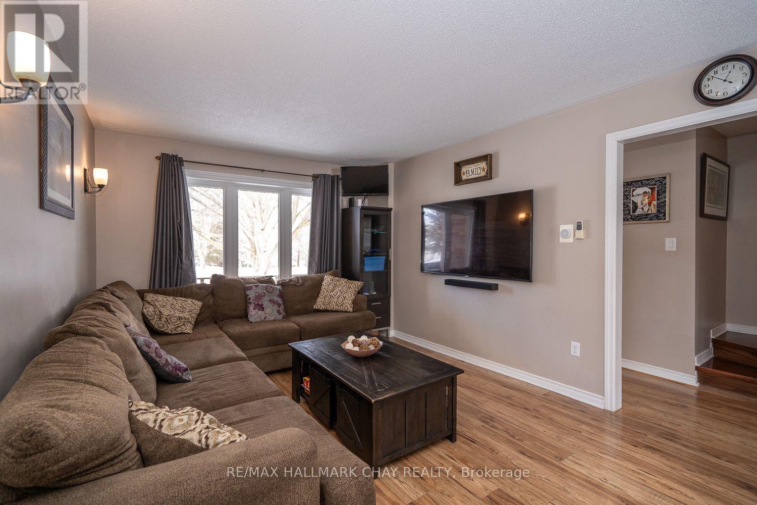 1 Burbank Circle, Adjala-Tosorontio (Everett), Ontario  L0M 1J0 - Photo 13 - N12728396