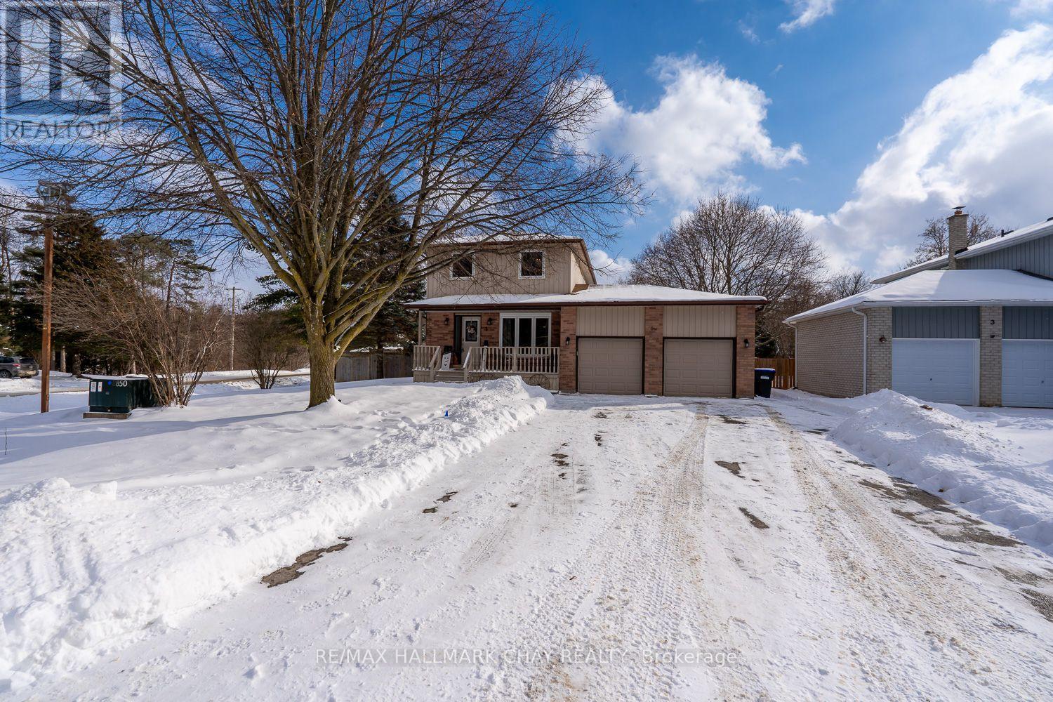1 Burbank Circle, Adjala-Tosorontio (Everett), Ontario  L0M 1J0 - Photo 2 - N12728396