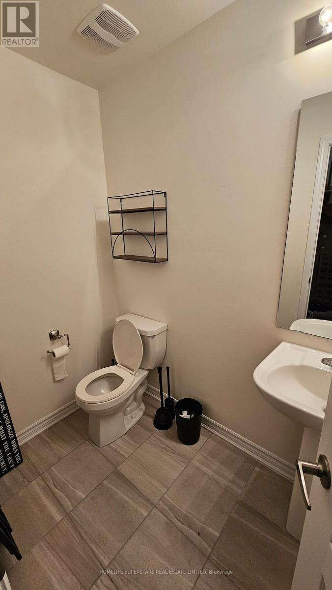 189 Village Gate Drive, Wasaga Beach, Ontario  L9Z 0K2 - Photo 14 - S12728364