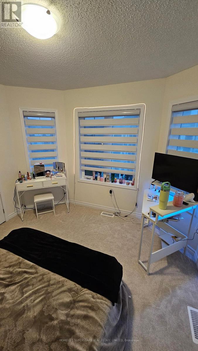 189 Village Gate Drive, Wasaga Beach, Ontario  L9Z 0K2 - Photo 25 - S12728364