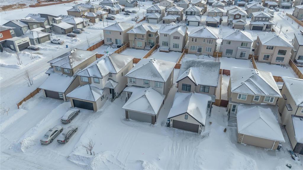 13 Gendron Way, Winnipeg, Manitoba  R2C 5T4 - Photo 22 - 202601469