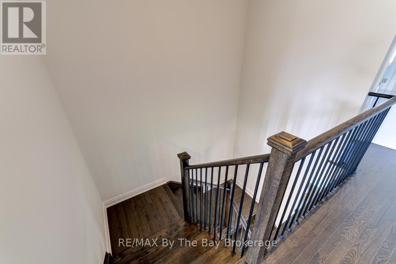 21 Lisa Street, Wasaga Beach, Ontario  L9Z 1J9 - Photo 26 - S12728424