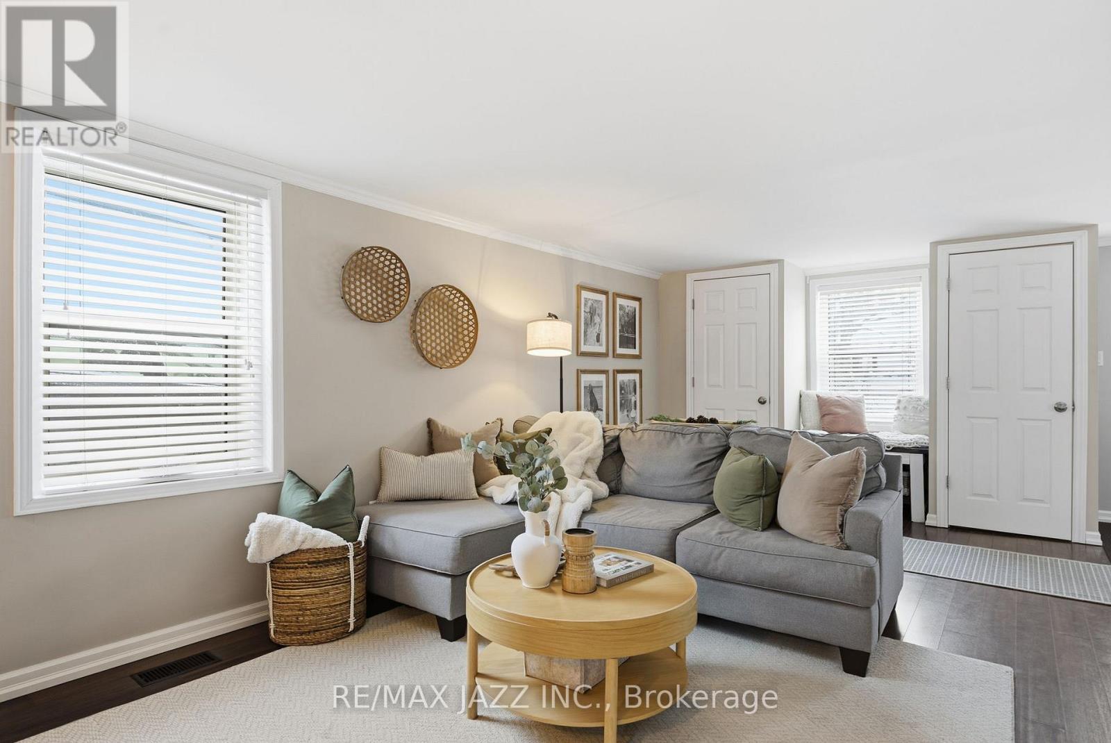 922 Byron Street S, Whitby, Ontario  L1N 4R9 - Photo 6 - E12728418