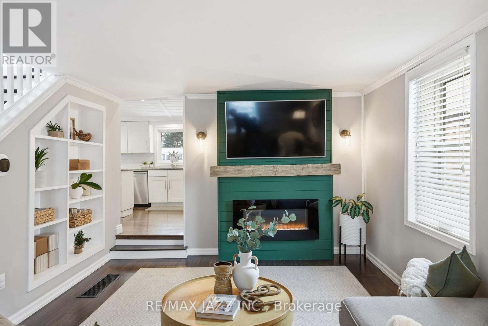 922 Byron Street S, Whitby, Ontario  L1N 4R9 - Photo 9 - E12728418