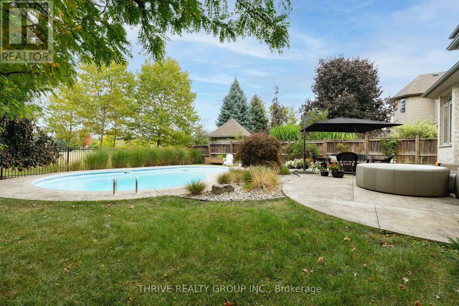 320 Rivertrace Close, London North, Ontario  N6G 5J8 - Photo 11 - X12728408