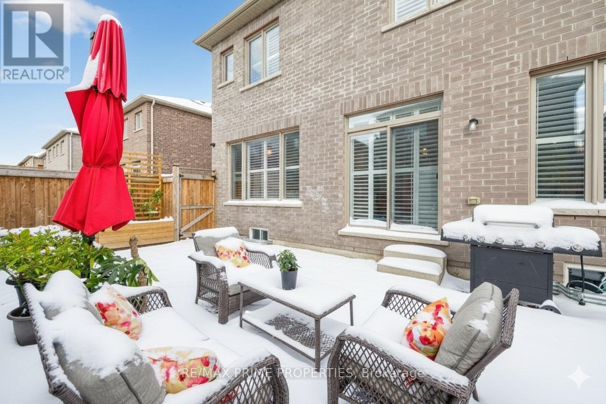 32 Frederick Taylor Way, East Gwillimbury, Ontario  L0G 1M0 - Photo 22 - N12728414