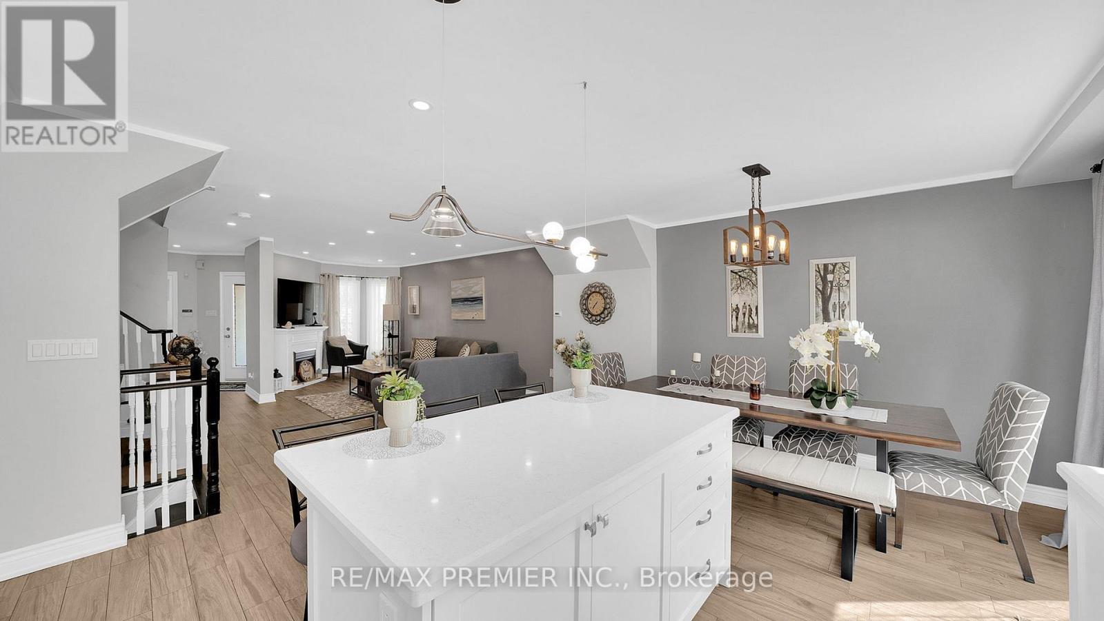 11 Richelieu Court, Caledon, Ontario  L7E 2M3 - Photo 11 - W12728426