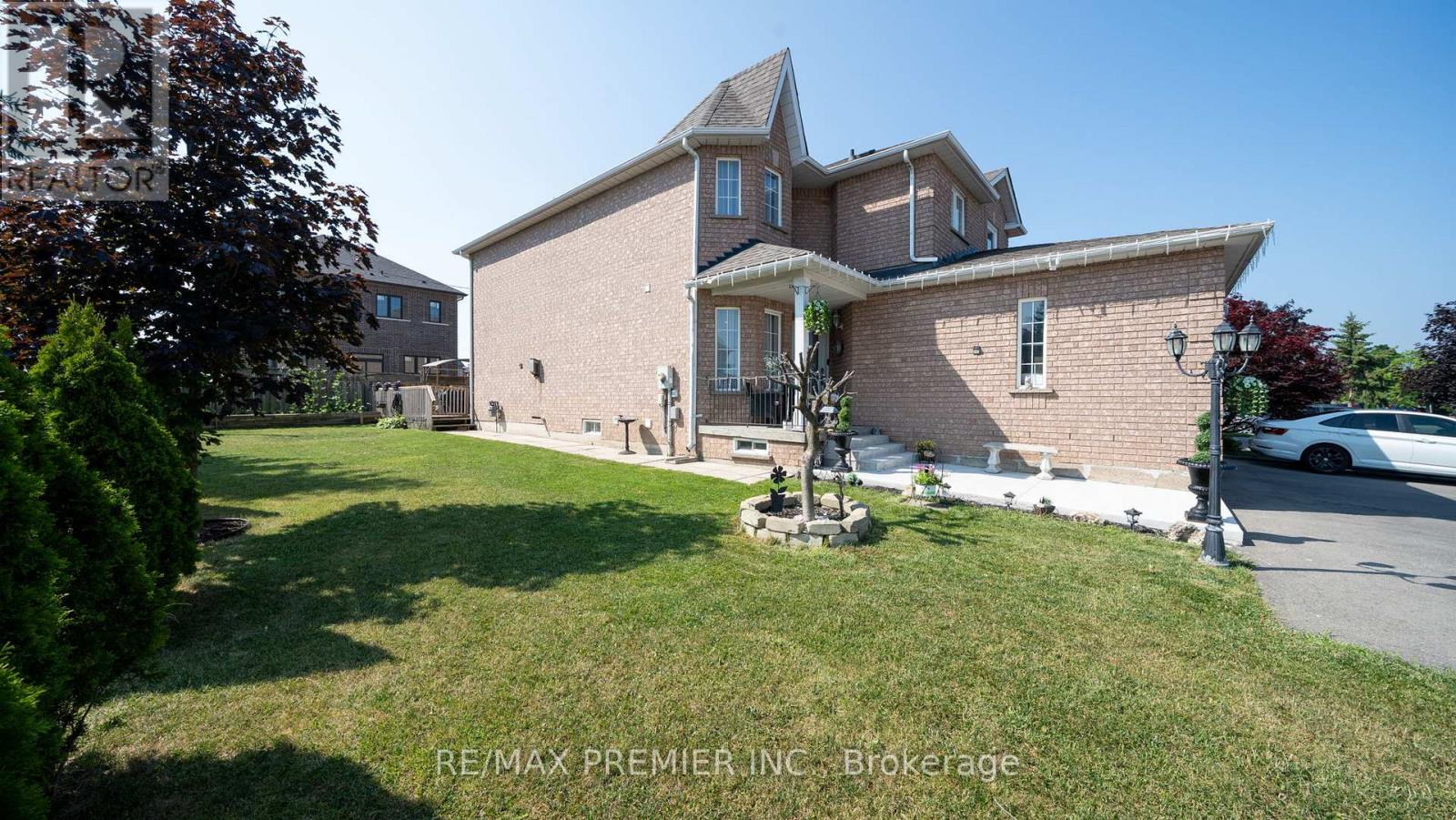 11 Richelieu Court, Caledon, Ontario  L7E 2M3 - Photo 27 - W12728426