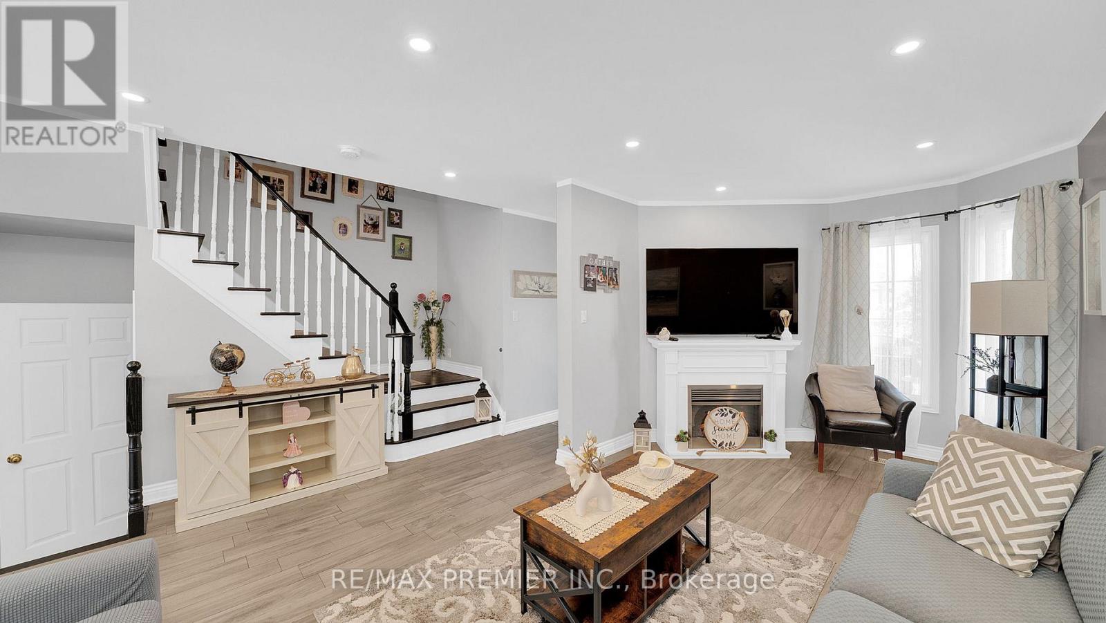 11 Richelieu Court, Caledon, Ontario  L7E 2M3 - Photo 7 - W12728426